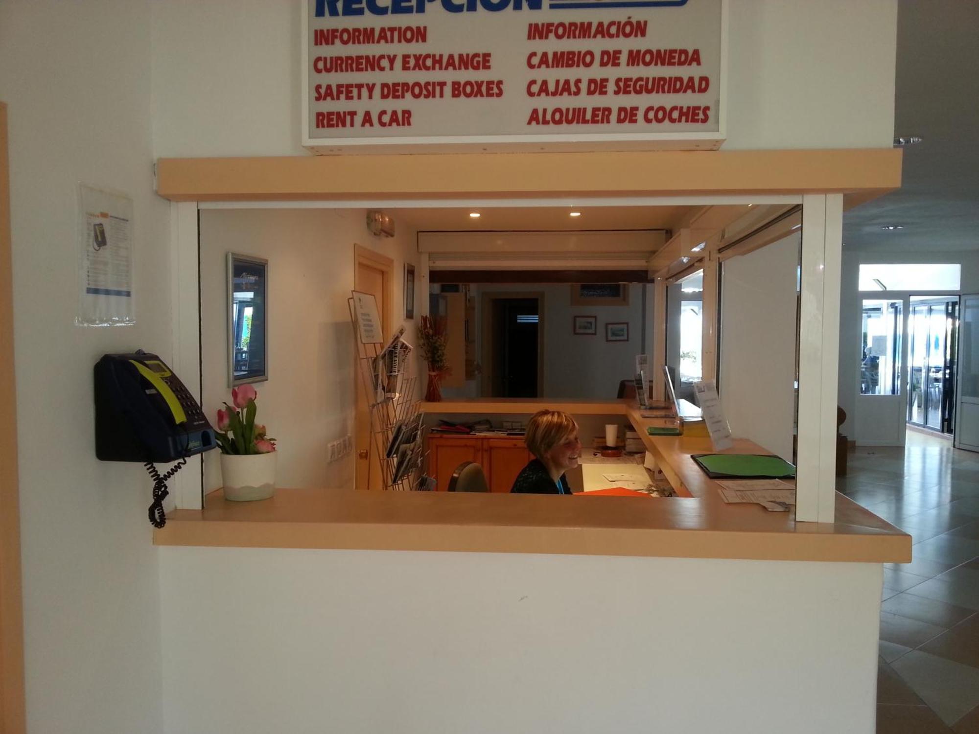 Apartamentos Vistamar Santo Tomás Kültér fotó