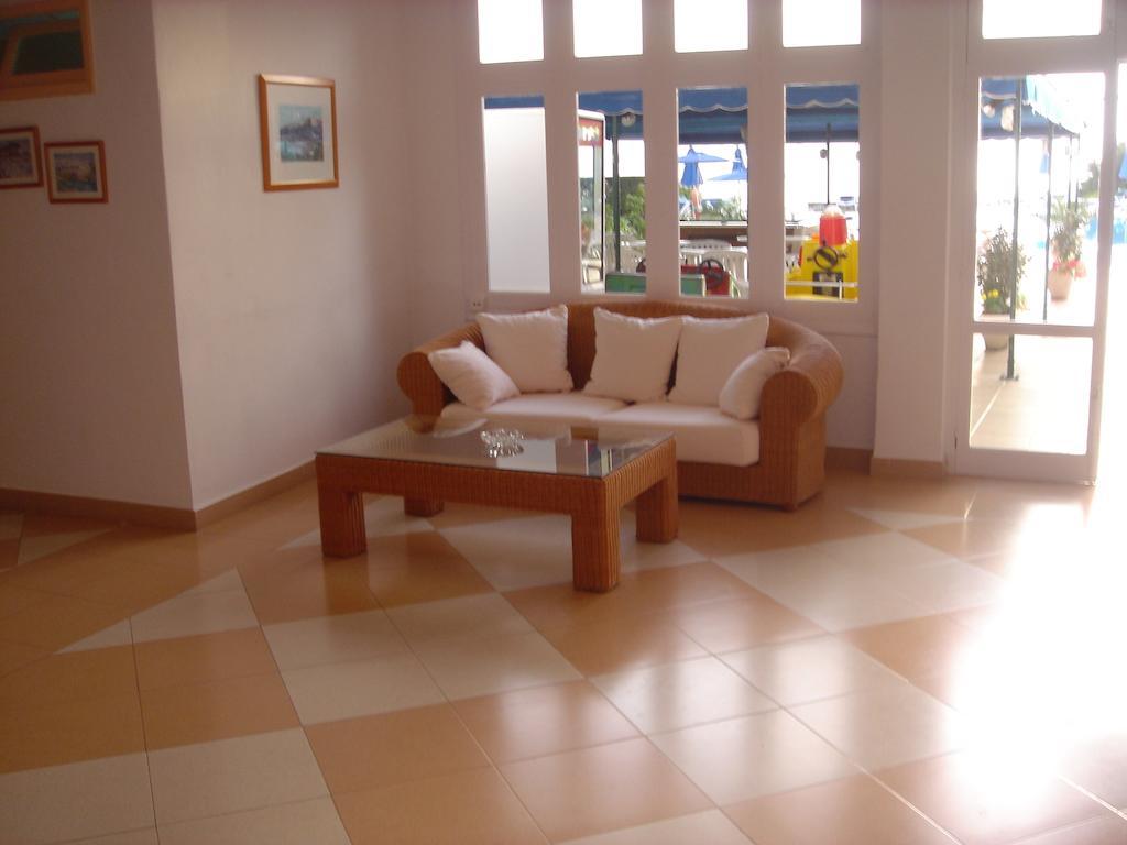 Apartamentos Vistamar Santo Tomás Kültér fotó